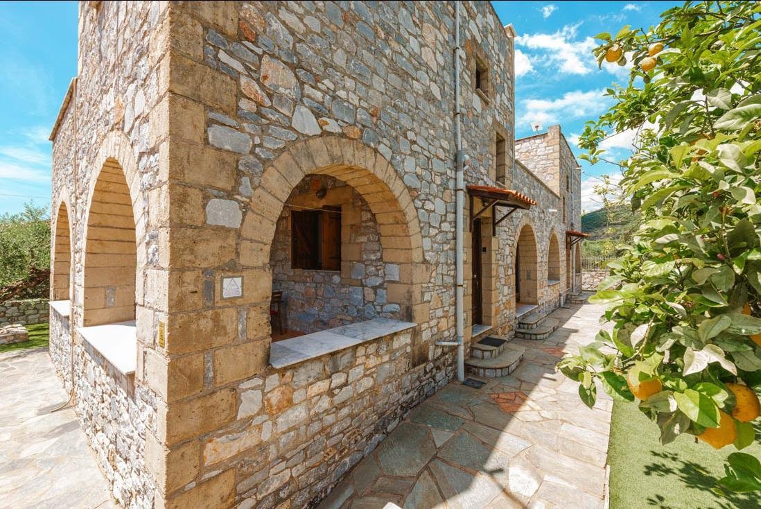 io villas, stoupa in peloponnesos
