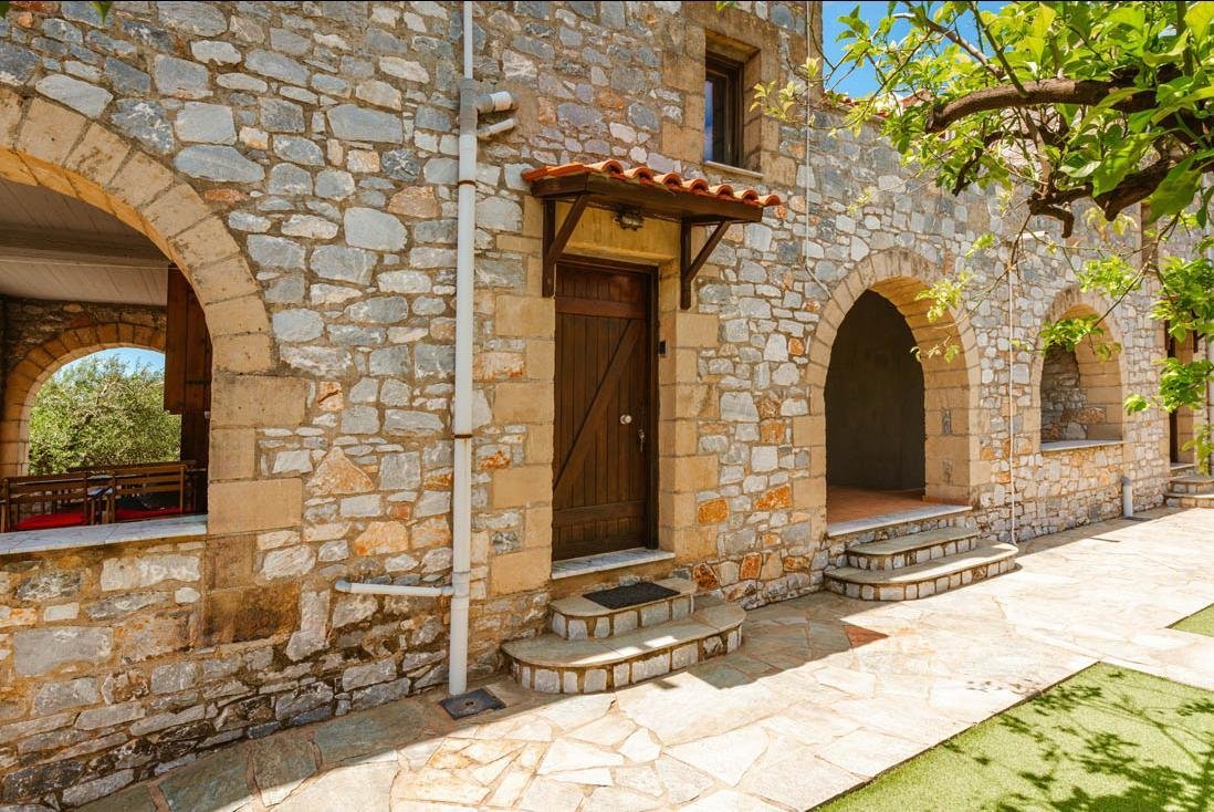 io villas, stoupa in peloponnesos